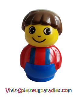 Lego Duplo Primo Figur Junge mit rotem Sockel, grünem Oberteil mit roten Hosenträgern mit weißen Streifen, braunen Haaren (baby010)
